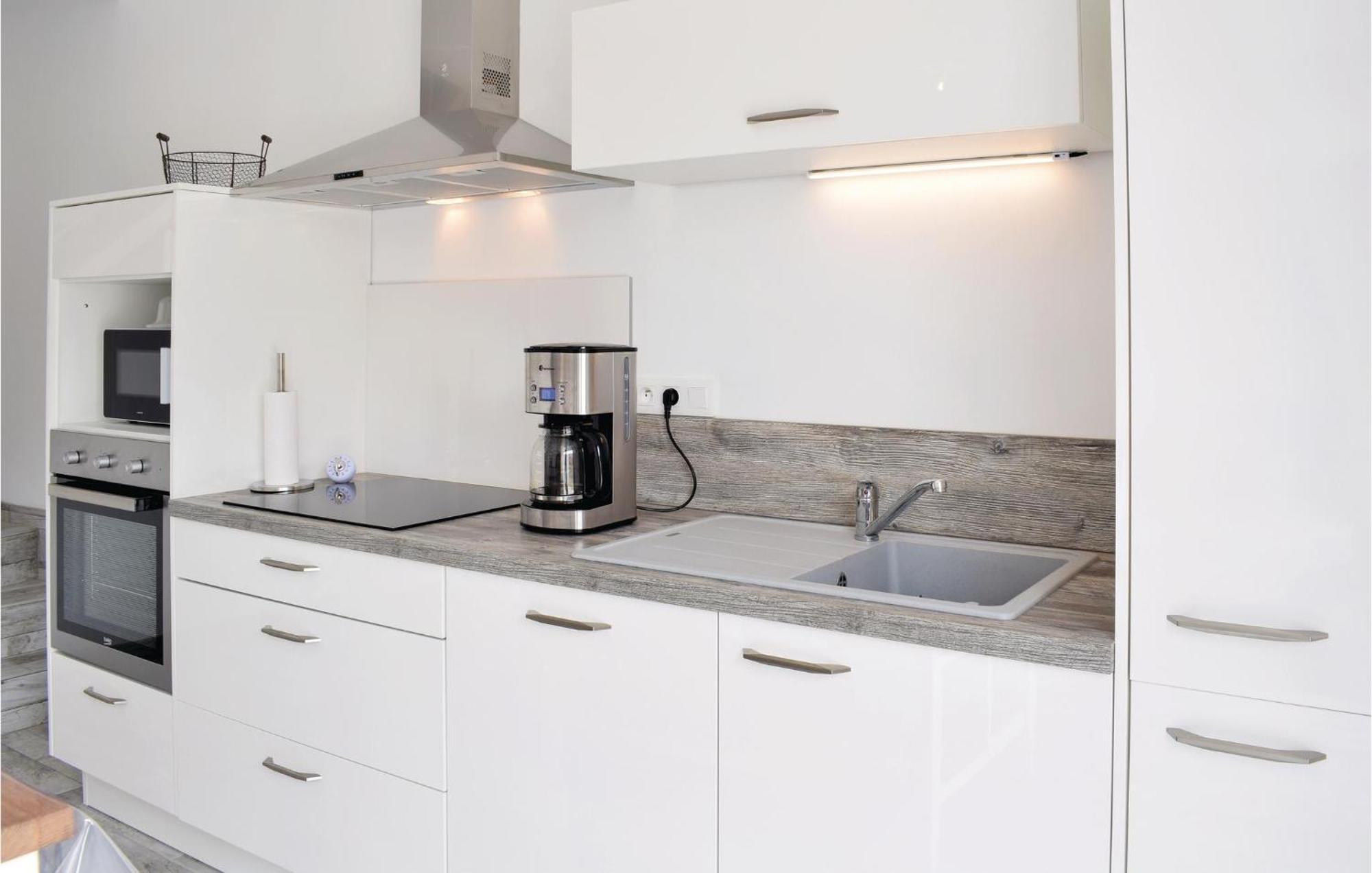 Amazing Home In Saint-Germain-Sur-Ay With Wifi Eksteriør billede