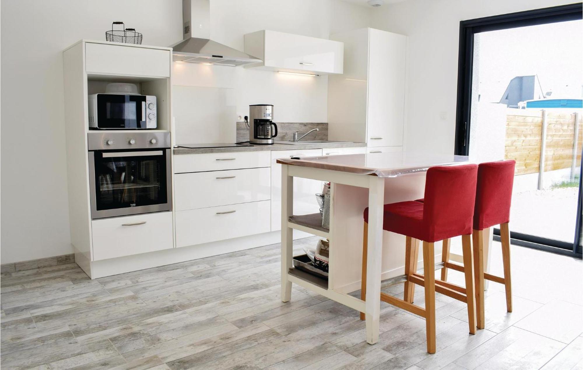 Amazing Home In Saint-Germain-Sur-Ay With Wifi Eksteriør billede